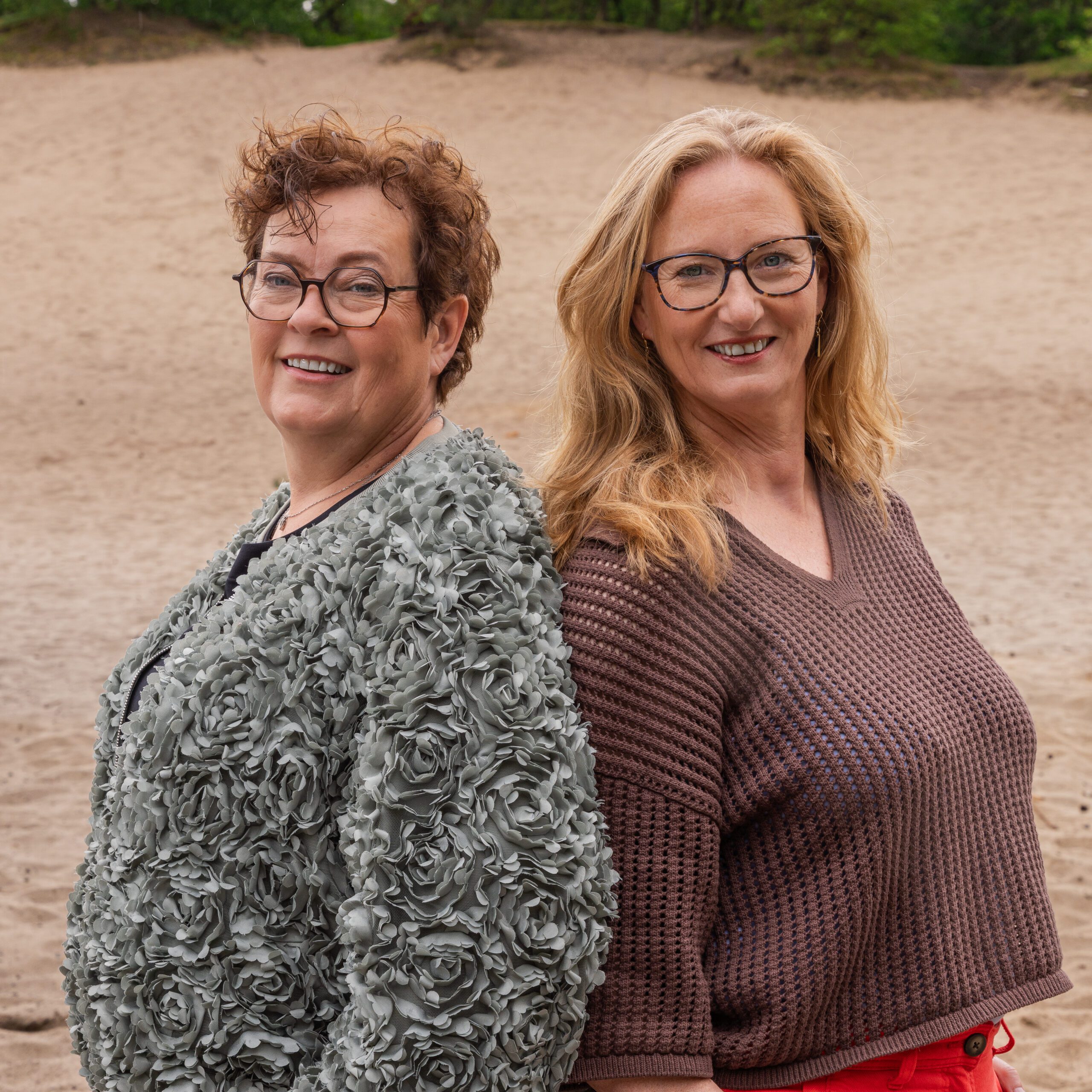 Léonne en Jolanda van Aago Vuurkracht
